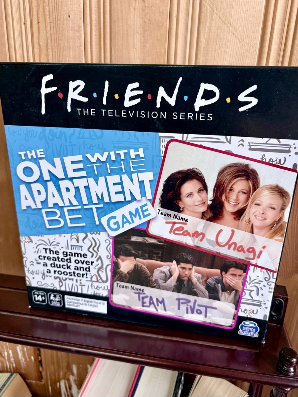 FRIENDS The One With The Apartment Bet' Card Game